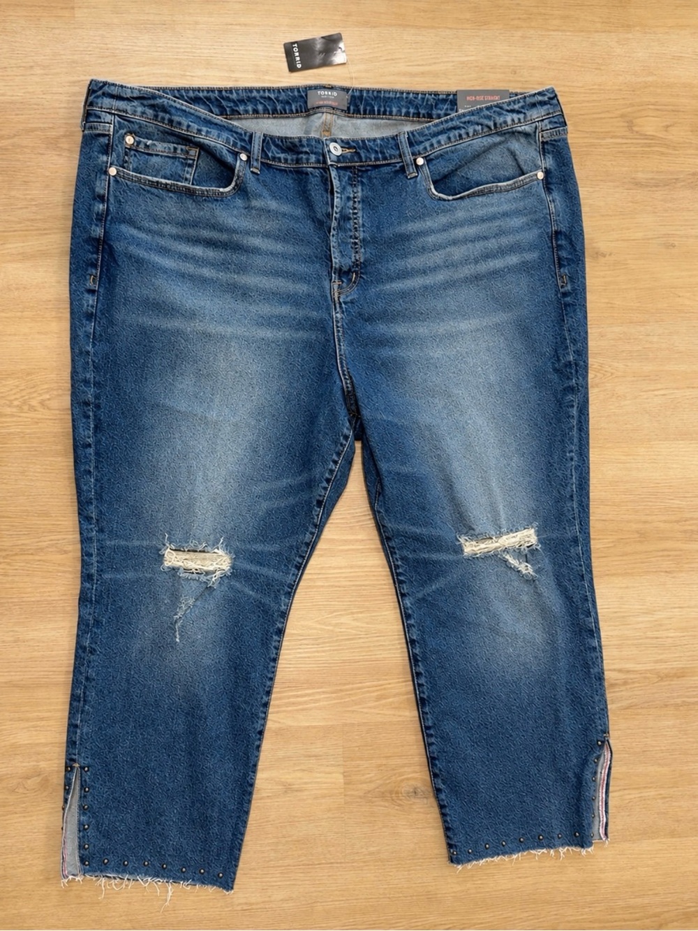 torrid Distressed Dark Blue Ankle Crop Jeans